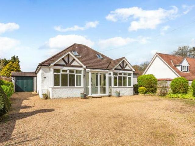 House for sale in Hillview, Surrey