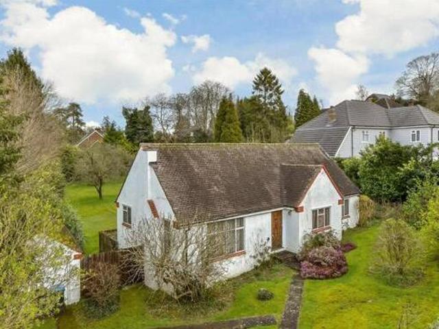 House for sale in Hillview, Surrey