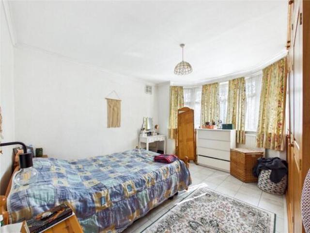 Bungalow for sale in Castle Hill, Key Street