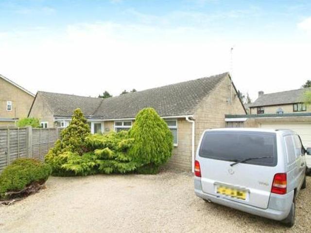 House for sale in Fossebridge, Gloucestershire