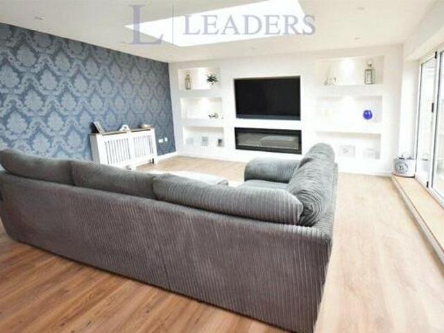 House for sale in Dale Hill, Essex