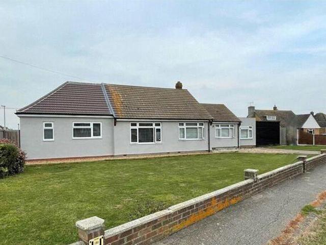 House for sale in Dale Hill, Essex