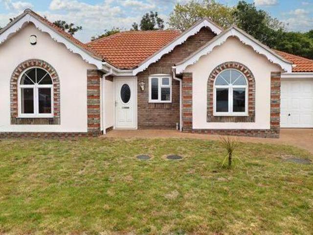 House for sale in Dale Hill, Essex
