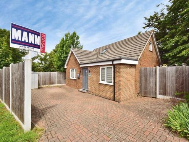 Bungalow for sale in Midway, Kent