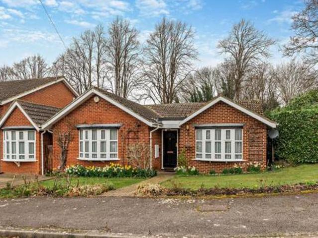 House for sale in Batchworth, Hertfordshire