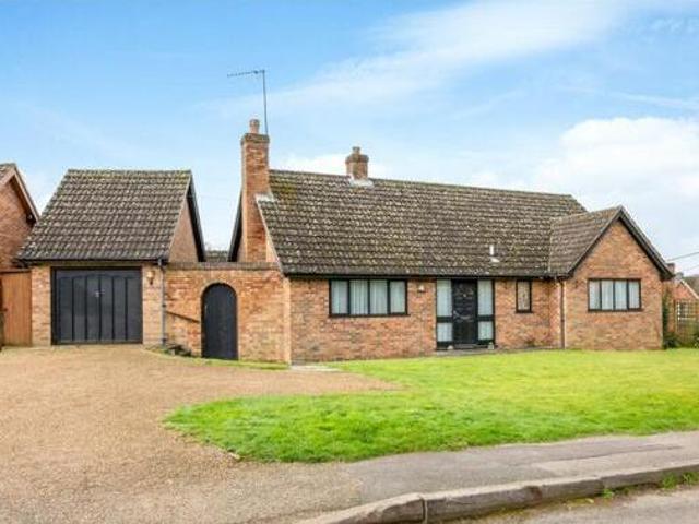 House for sale in Northamptonshire