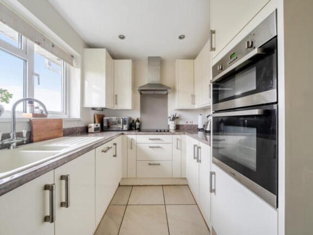 Bungalow for sale