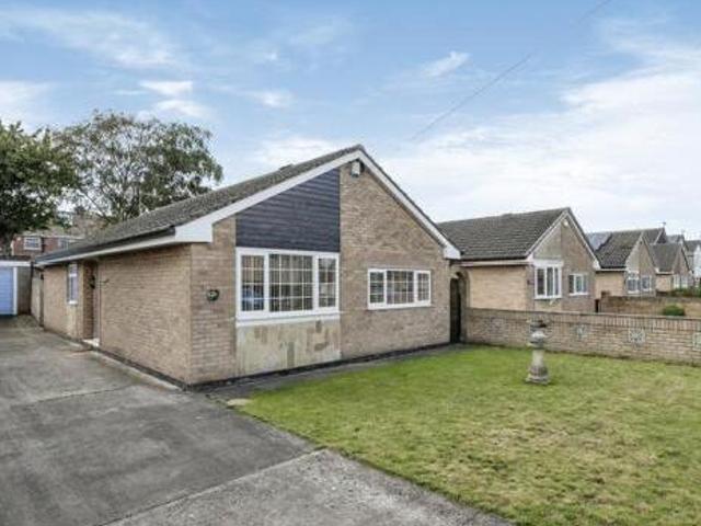 House for sale in Edenthorpe, South Yorkshire