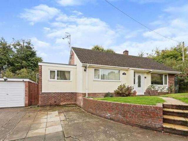 House for sale in River, Ash