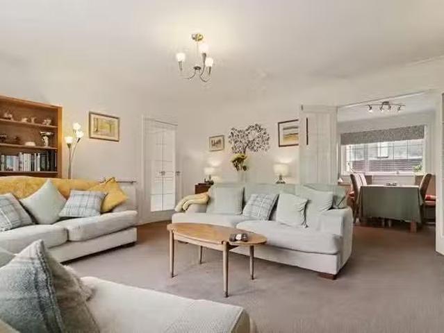 House for sale in Dalmary