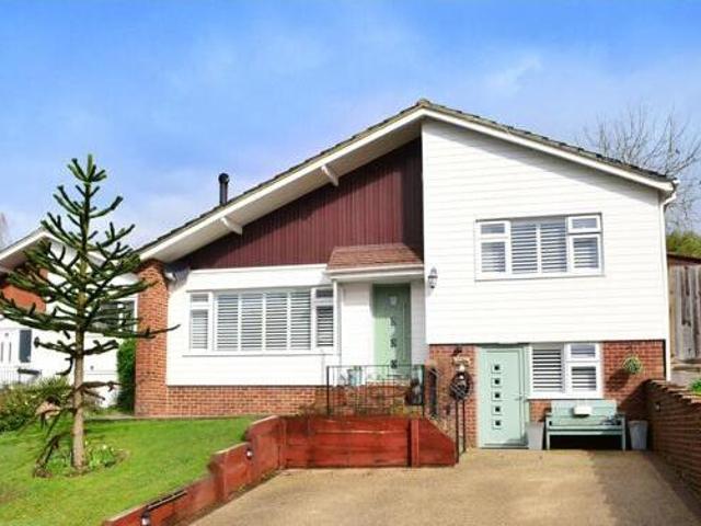 House for sale in Ashplats, Mid Sussex