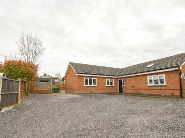 House for sale in Rossmore, Cheshire