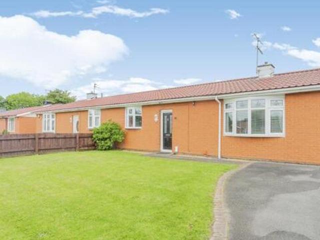 House for sale in Rossmore, Cheshire