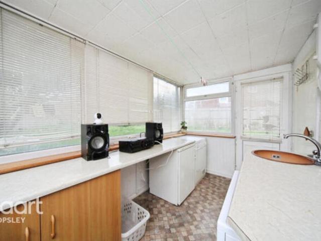 Bungalow for sale in Spring Park, Luton