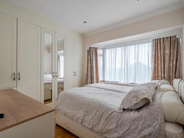 Bungalow for sale in Mount Wise