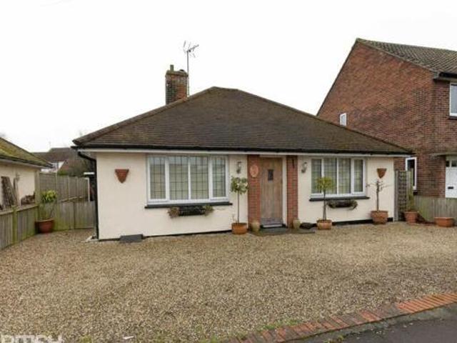 House for sale in Frinton and Walton, Dale Hill