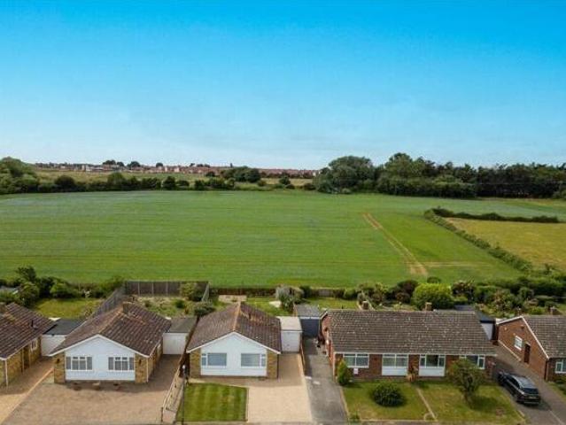 House for sale in Dale Hill, Essex