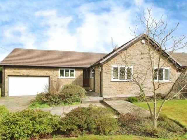 House for sale in Charlesworth, East Midlands