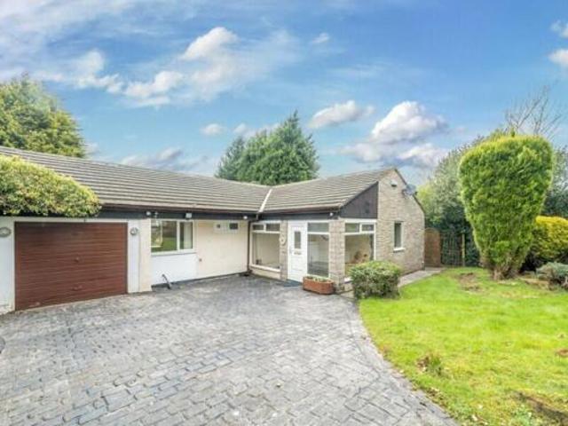 House for sale in Whitfield, Charlesworth