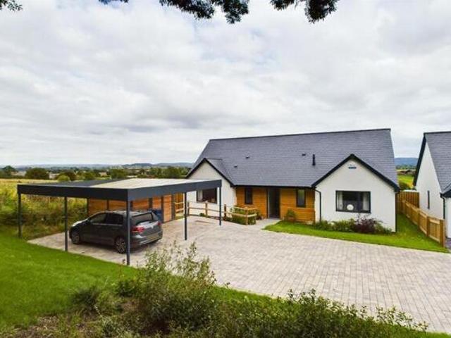 House for sale in Gloucester, Gloucestershire