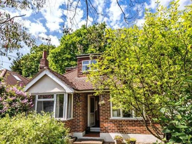 House for sale in Holloway Hill, Waverley