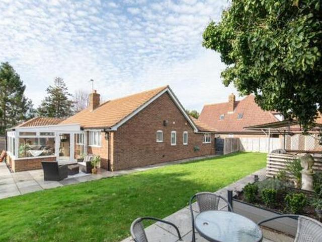 House for sale in Kings Farm, Hamerton