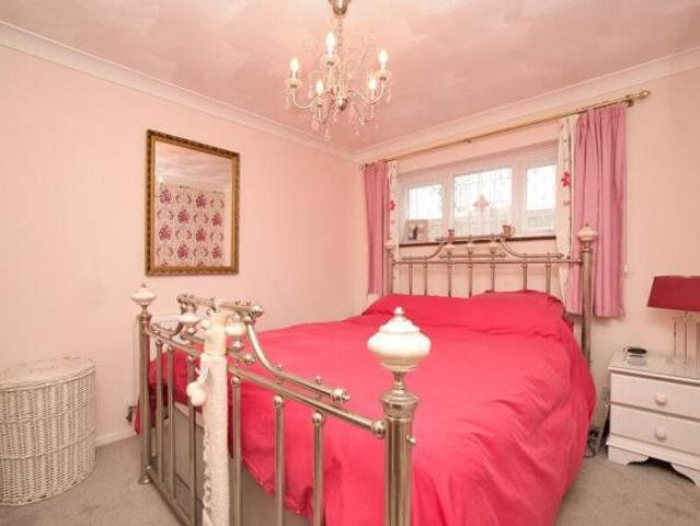 Bungalow for sale in Bromstone, Acol