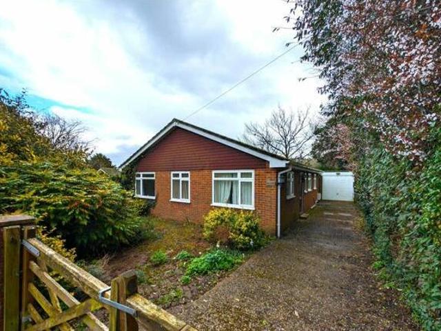 House for sale in Ash Green, Guildford