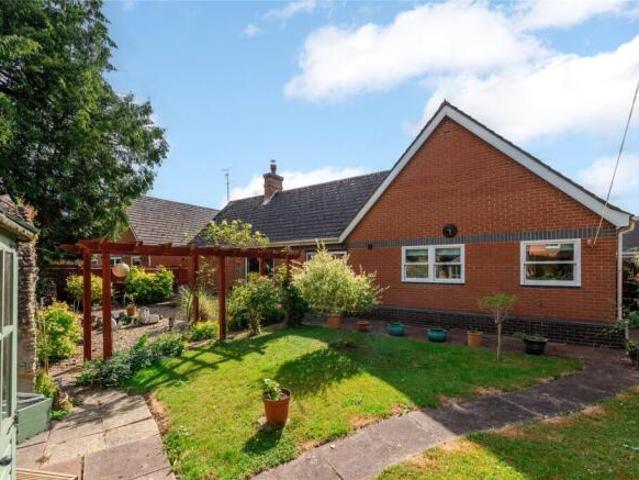 Bungalow for sale