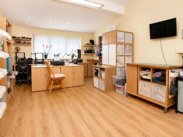 Bungalow for sale in Brayford, Lincolnshire