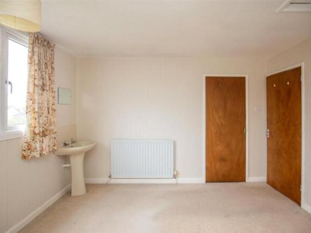 Bungalow for sale in Feckenham, City Of Bristol