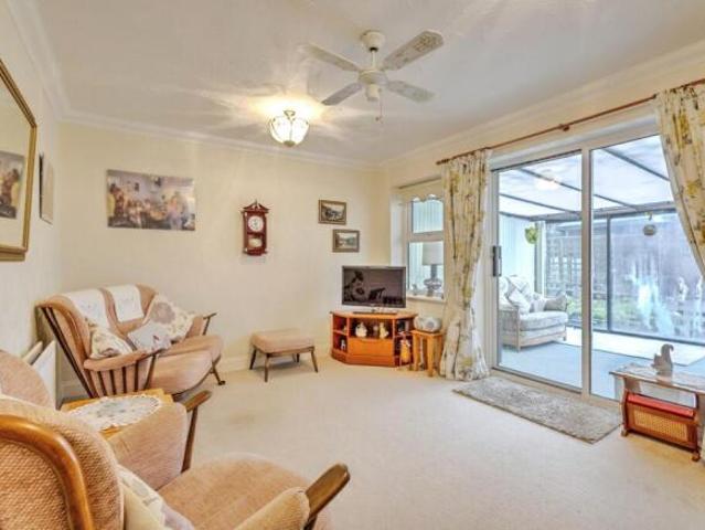 Bungalow for sale in Northampton, Northamptonshire