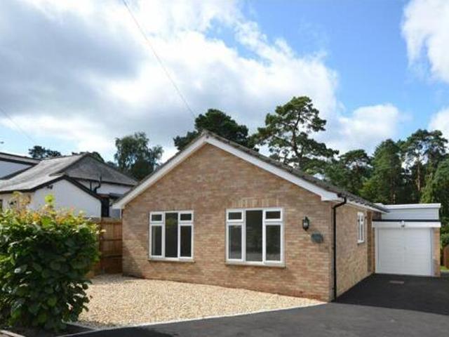 House for sale in Fole, Surrey