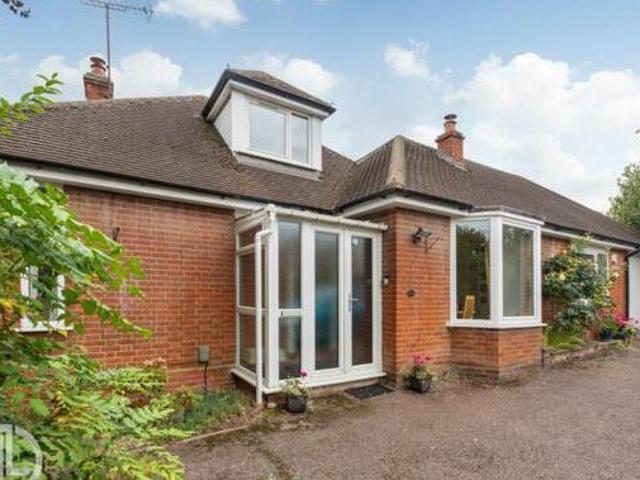 House for sale in Whitehill, King's Walden