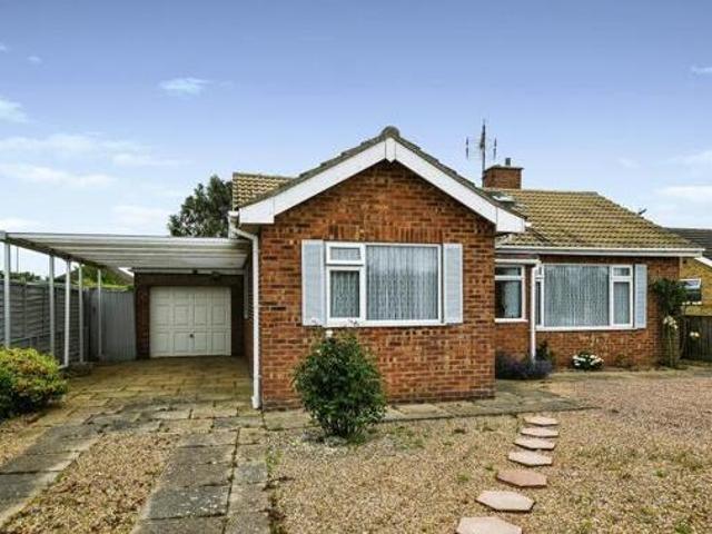 House for sale in Hunstanton, Brookville