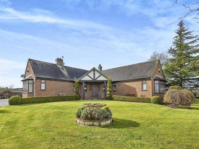House for sale in Caldermill, East Midlands
