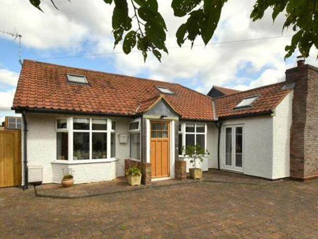 House for sale in Key Street, Suffolk
