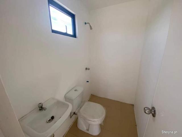 3 Bedroom Bungalow FOR SALE in Iriga City