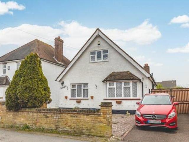 House for sale in Iver