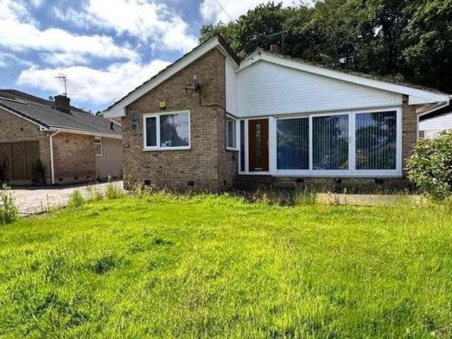 House for sale in Horsforth