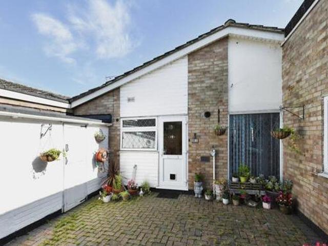 House for sale in Alton Barnes, Essex