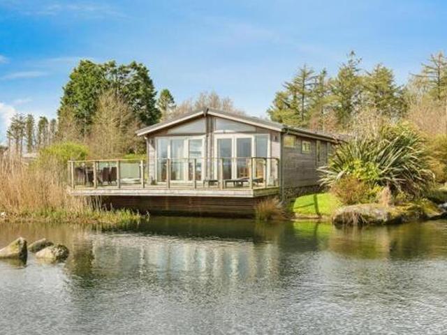 House for sale in Lamellion, Cornwall