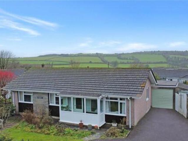 House for sale in Lamellion, Cornwall