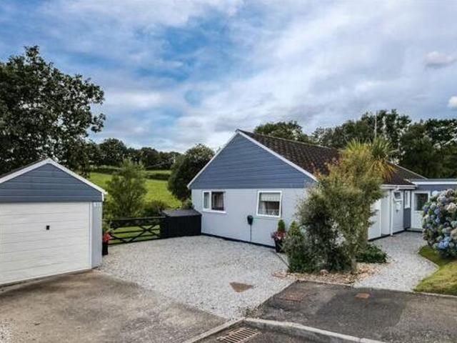 House for sale in Lamellion, Cornwall