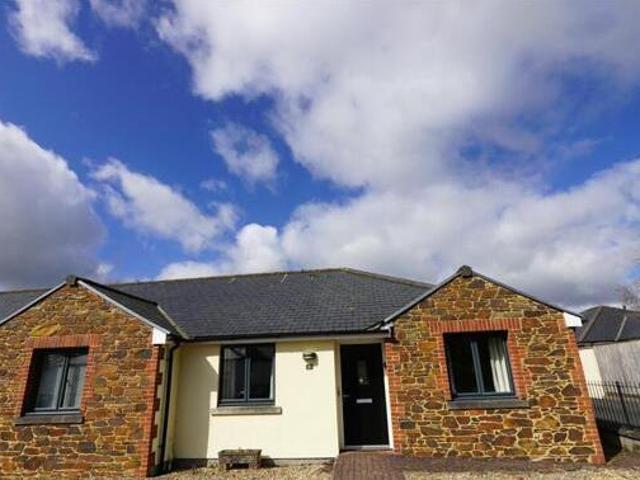 House for sale in Lamellion, Cornwall
