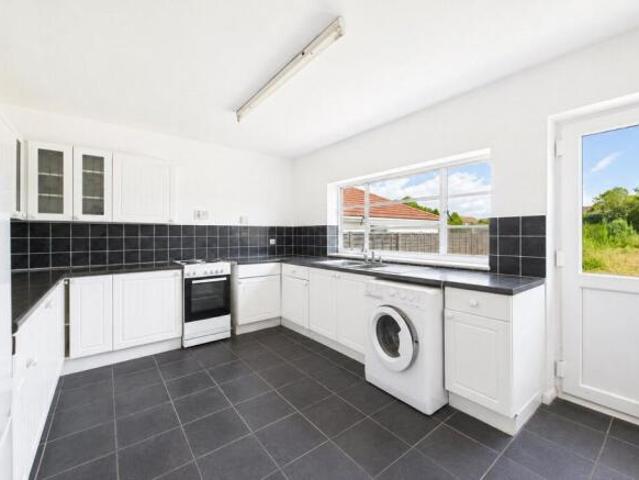 Bungalow for sale in Kintbury, West Berkshire