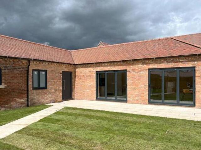 House for sale in Elmfield, Leicestershire
