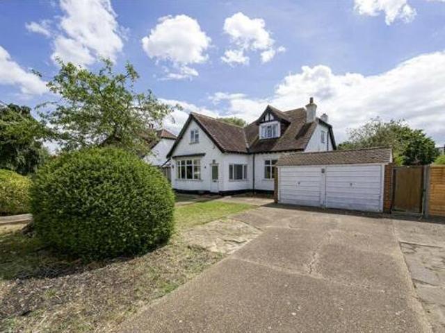 House for sale in New Malden, Greater London