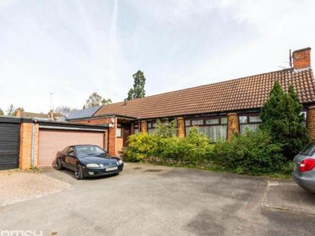 House for sale in Northampton, Northamptonshire