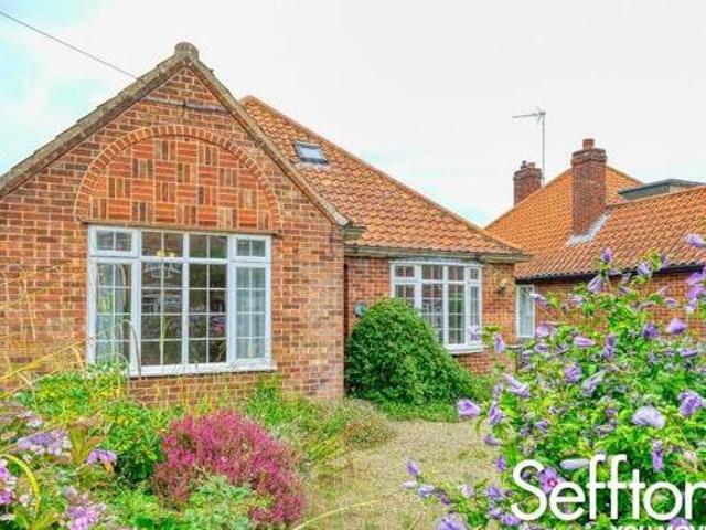 House for sale in East Bank, Norfolk